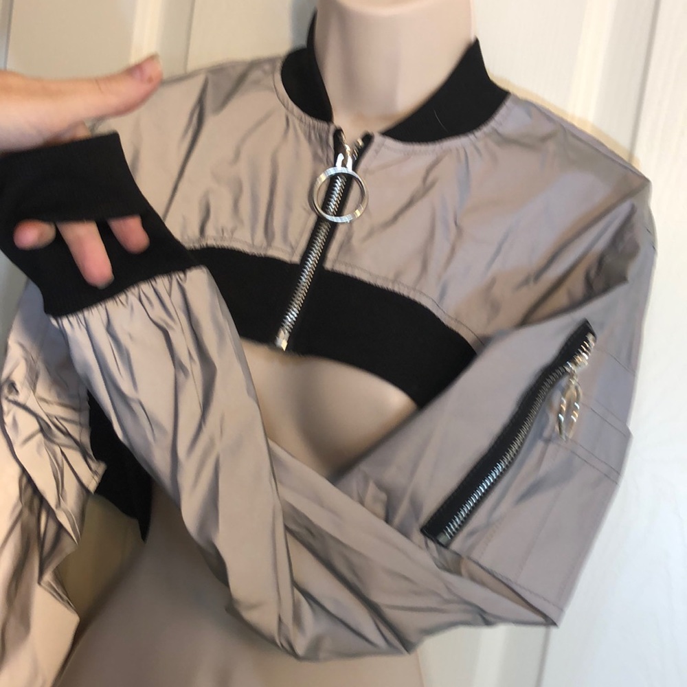 🔹Last 1🔹Hip Runner’s Reflective Jacket - Picture 7 of 8